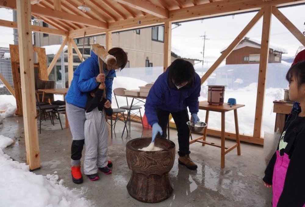 餅つき体験